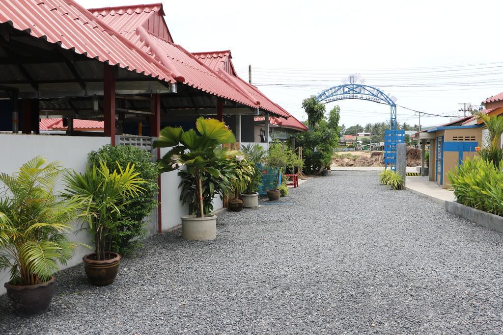 Blue Midnight Hostel Ko Pha Ngan Bagian luar foto