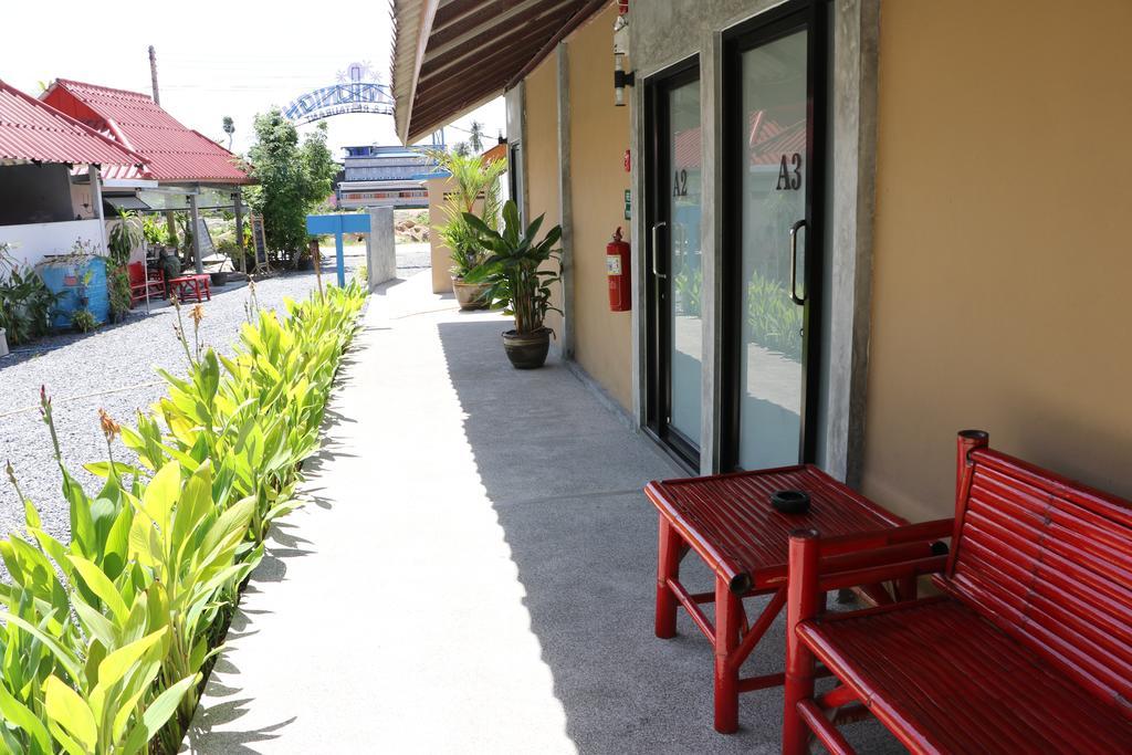 Blue Midnight Hostel Ko Pha Ngan Bagian luar foto